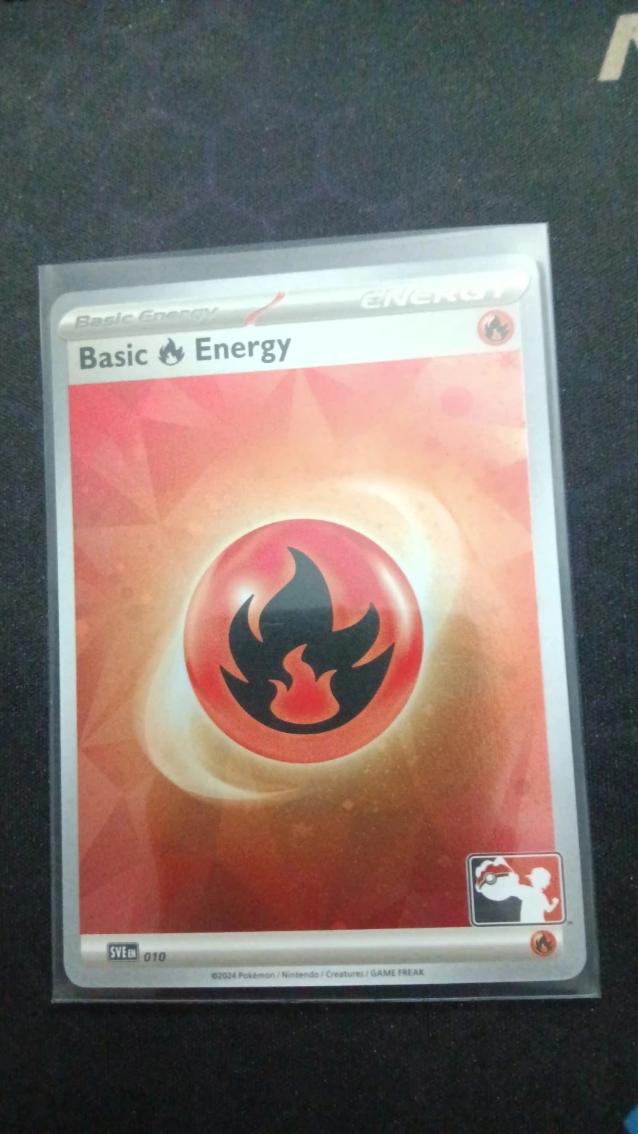 Fire Energy (BASIC) Holo Prize Pack 8