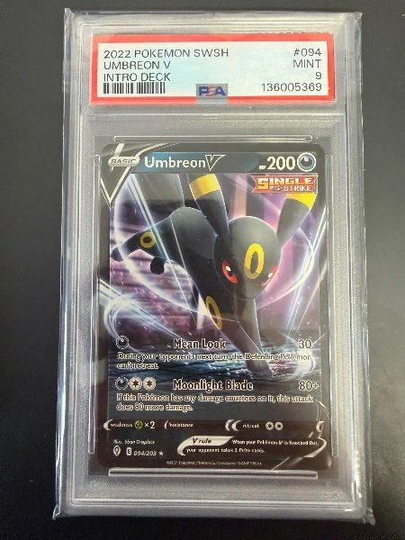 Umbreon V - Evolving Skies #94