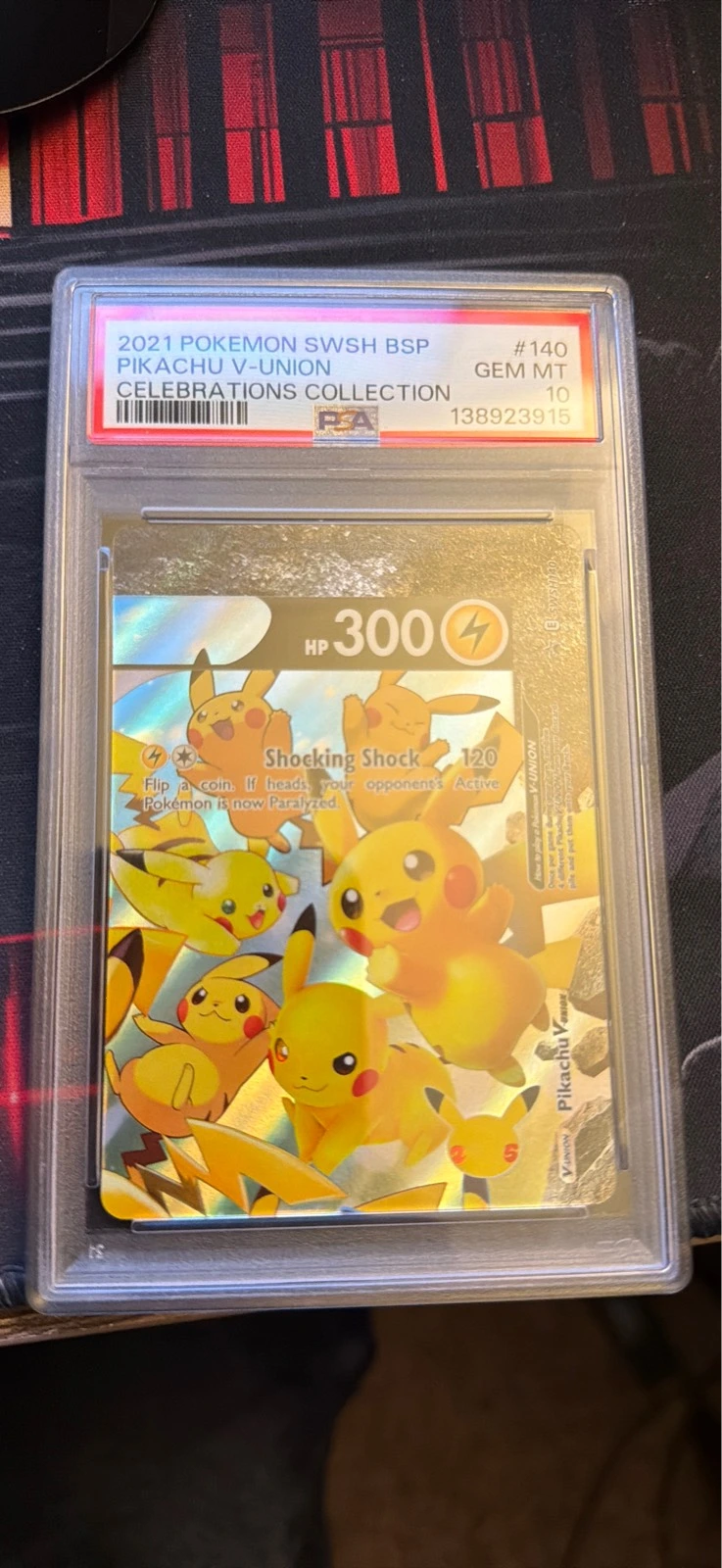 Pikachu V-UNION - CELEBRATIONS COLLECTION #SWSH140