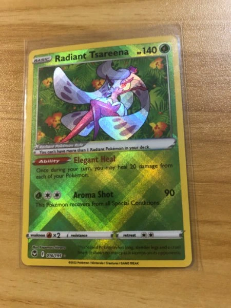 Radiant Tsareena - Silver Tempest #016/195