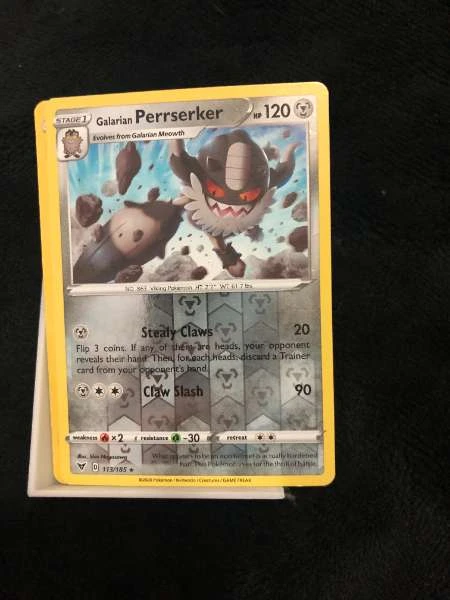 Galarian Perrserker - Vivid Voltage #113/185