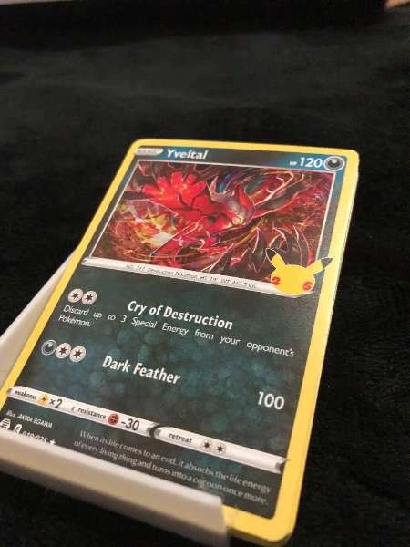 Yveltal - Celebrations #019/025