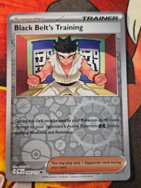 Black Belt's Training - Prismatic Evolutions #096/131