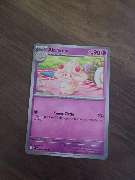 Alcremie - Phantasmal Flames #044/094