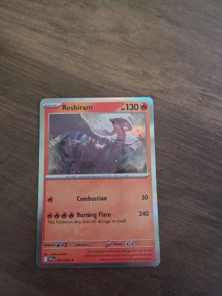Reshiram - Black & White #017/084
