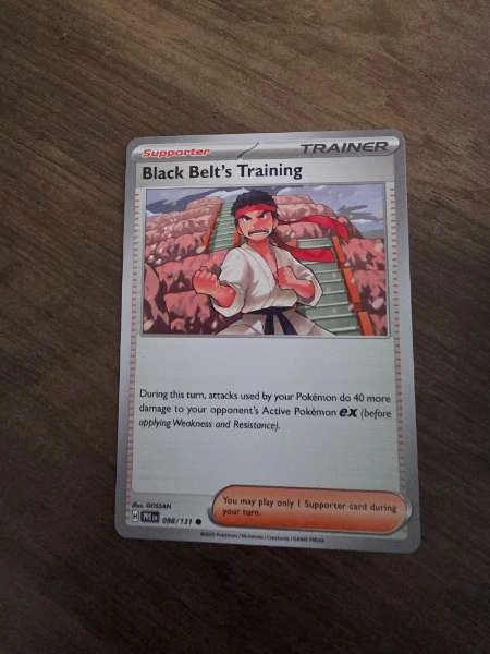 Black Belt's Training - Prismatic Evolutions #098/131
