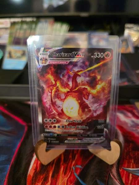 Charizard VMAX SWSH261 Black Star Promo Pokémon Card NM #swsh261