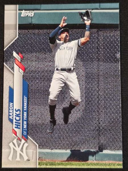 Aaron Hicks - 2020 Topps New York Yankees Team Set #NYY-15