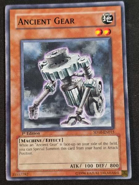 Ancient Gear - Machine Re-Volt #SD10-EN015