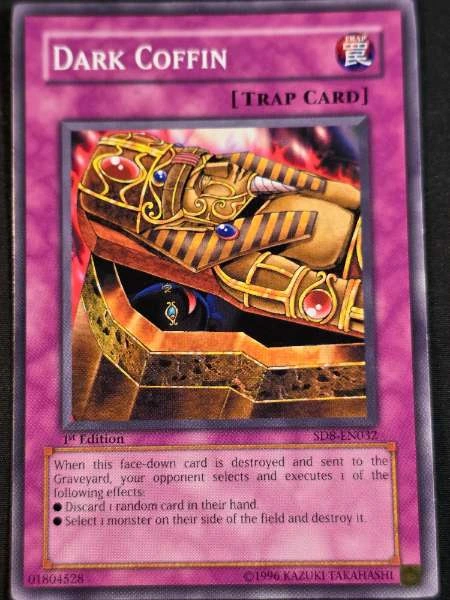 Dark Coffin - Structure Deck: Lord of the Storm #SD8-EN032
