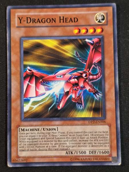 Y-Dragon Head - Duelist Pack 2: Chazz Princeton #DP2-EN006