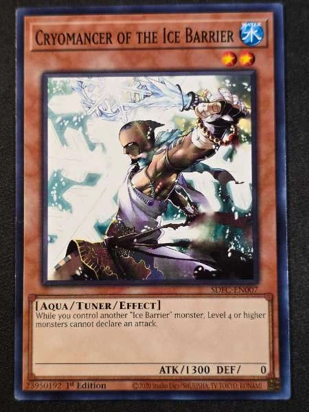 Cryomancer of the Ice Barrier - Structure Deck: Freezing Chains #SDFC-EN007