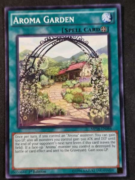 Aroma Garden - 2016 Mega Tin #MP16-EN086