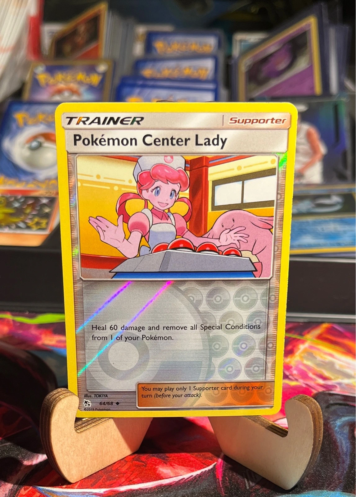 REVERSE HOLO Pokemon Sun Moon Hidden Fates Card Pokemon Center Lady 64/68 MINT #64/68