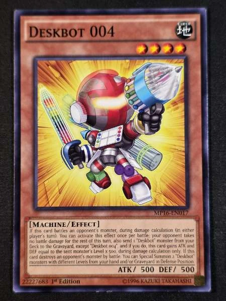 Deskbot 004 - 2016 Mega-Tins Mega Pack #MP16-EN017