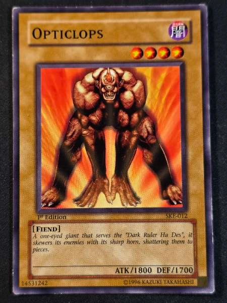 Opticlops - Starter Deck: Kaiba Evolution #SKE-012