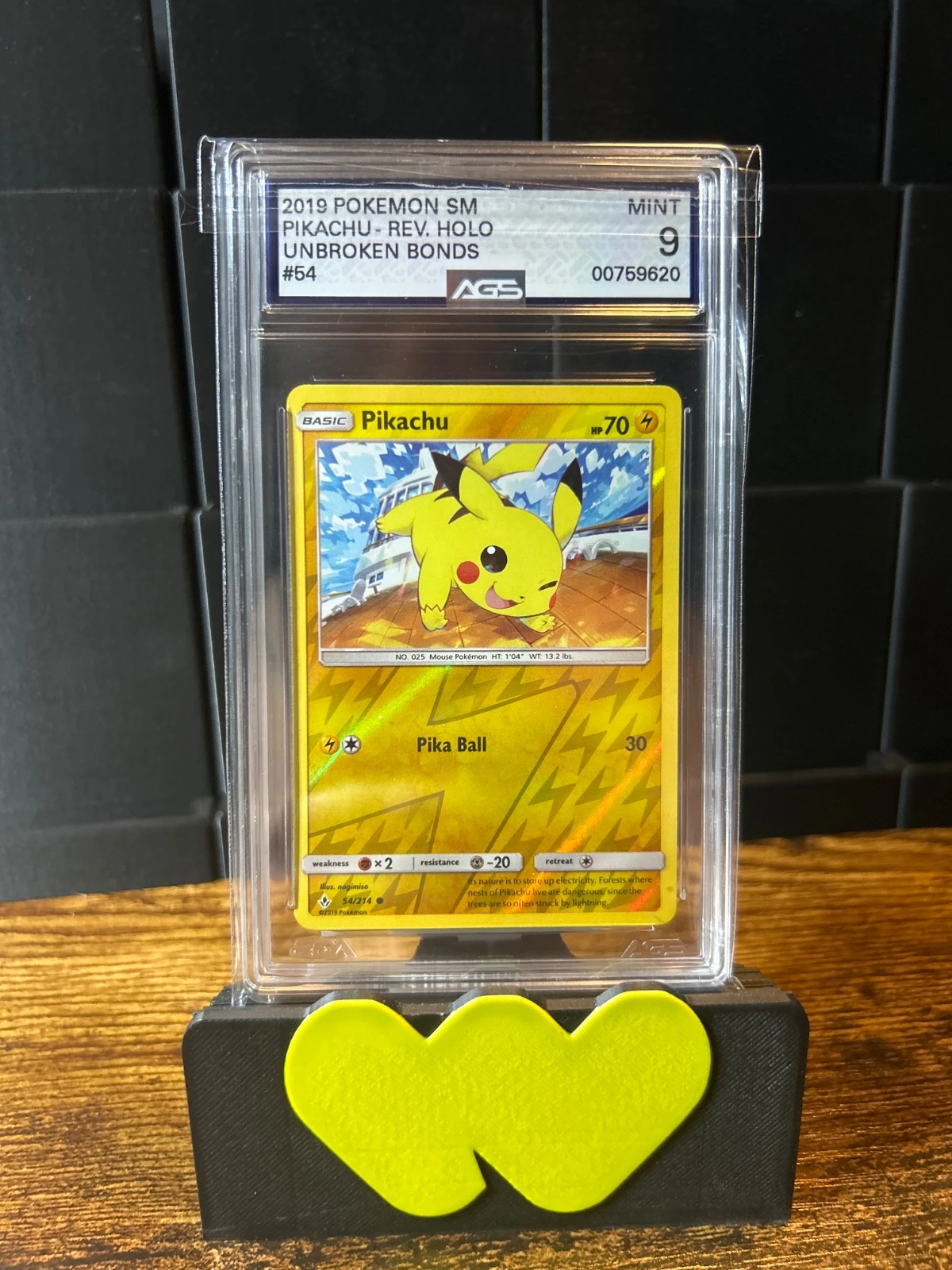 2019 Pokemon SM Pikachu Reverse Holo