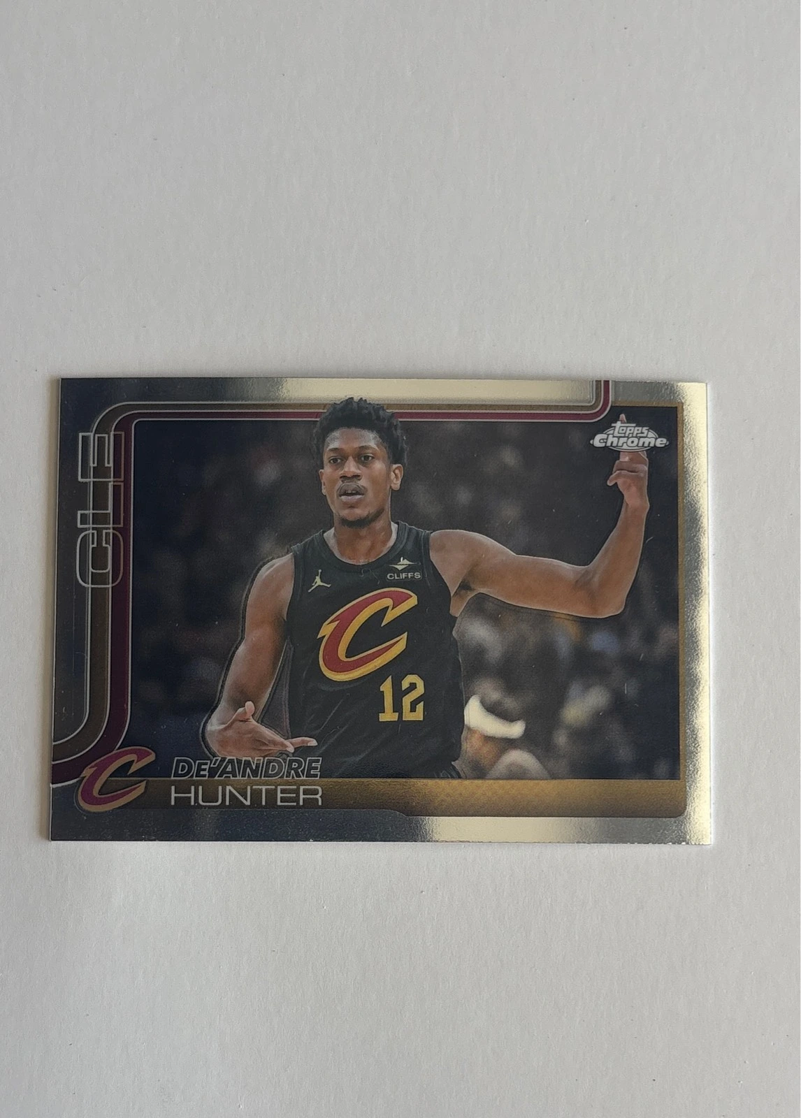 De'Andre Hunter - 2024-25 Topps Chrome #12