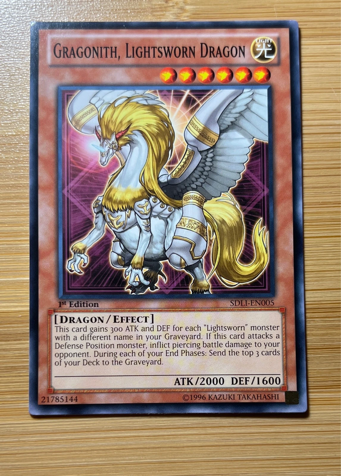 Gragonith, Lightsworn Dragon - Realm of Light Structure Deck #SDLI-EN005