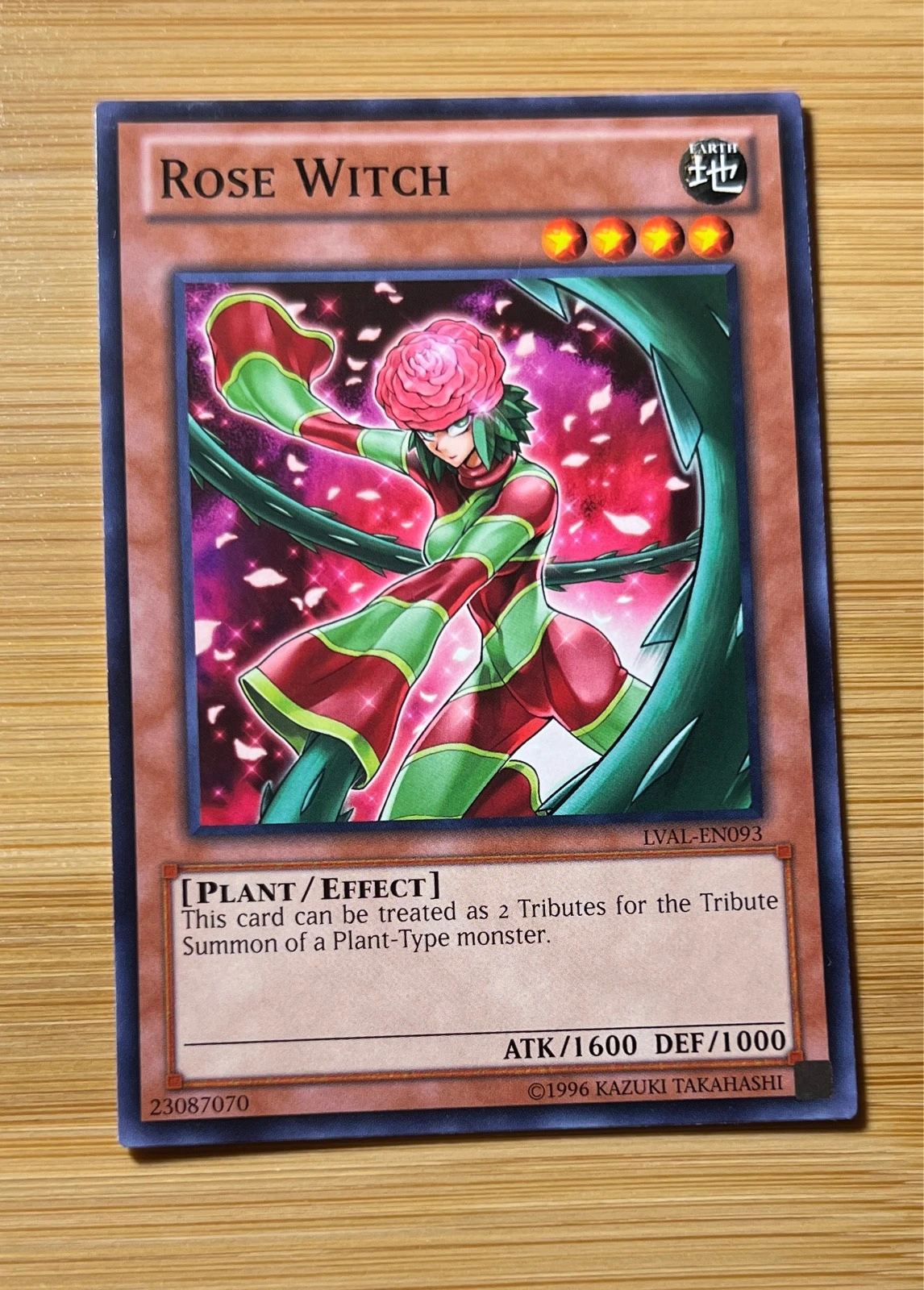 Rose Witch - Legacy of the Valiant #LVAL-EN093