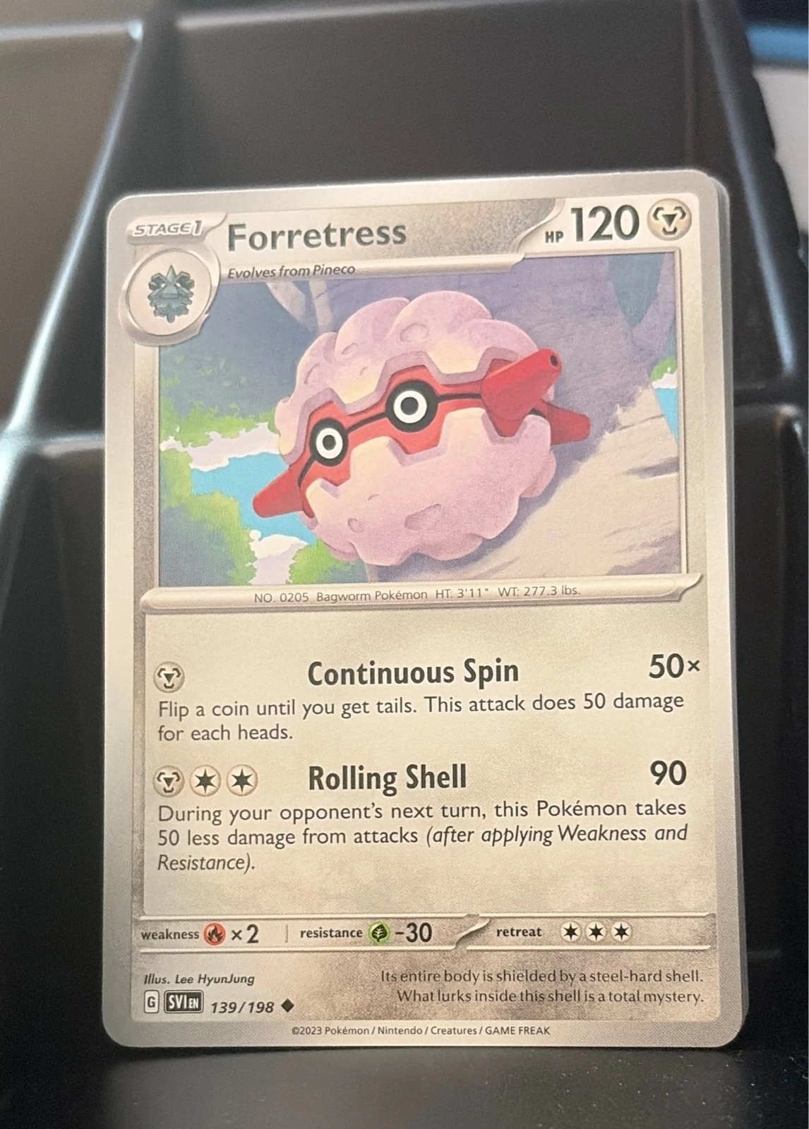 Forretress 139/198 SV01: Scarlet & Violet Base Set Regular #139/198